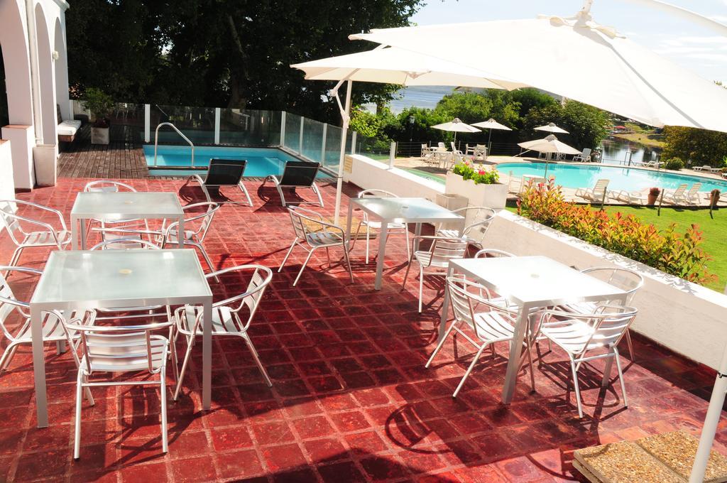 Hostal De La Costa Villa Carlos Paz Bagian luar foto