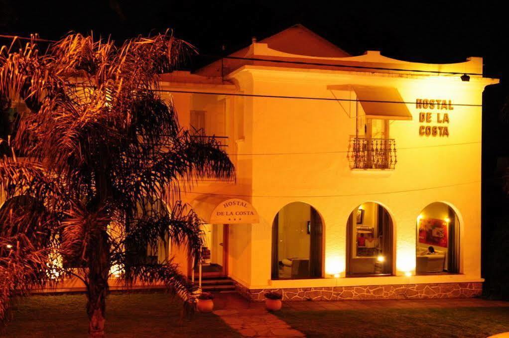 Hostal De La Costa Villa Carlos Paz Bagian luar foto